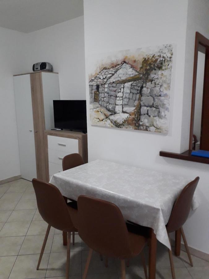 Apartments Maslina Lumbarda Exterior foto